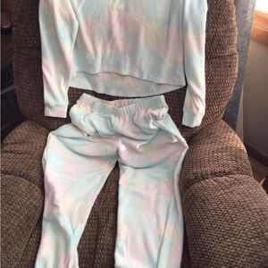 SO Pastel Lounge Set